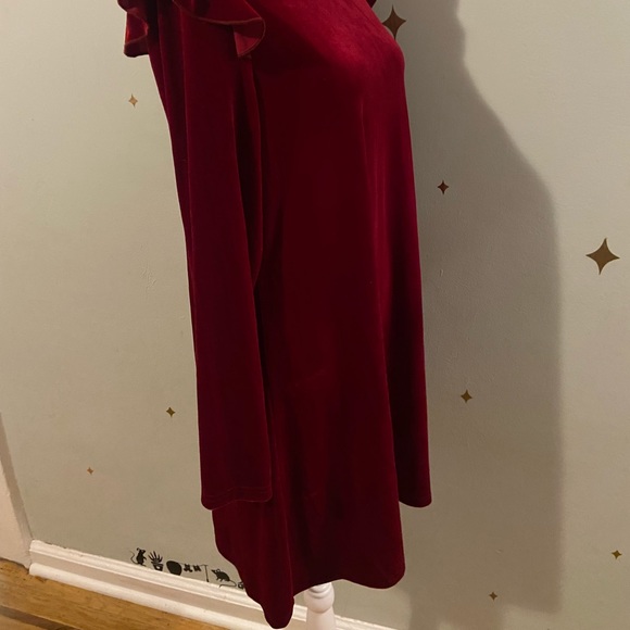 Red velour ruffle shoulder mock neck long sleeve dress • by Jeuvre • size small - Picture 4 of 8
